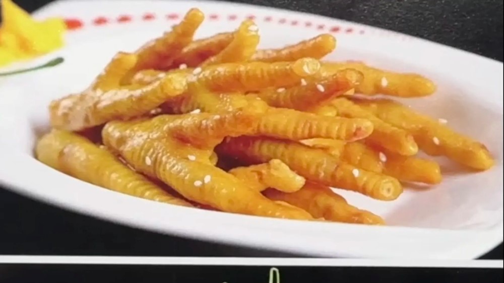 Cái giá của thương chiến: Chân gà, thịt bò Mỹ biến mất khỏi Trung Quốc, thực khách tiếc nuối - ảnh 1