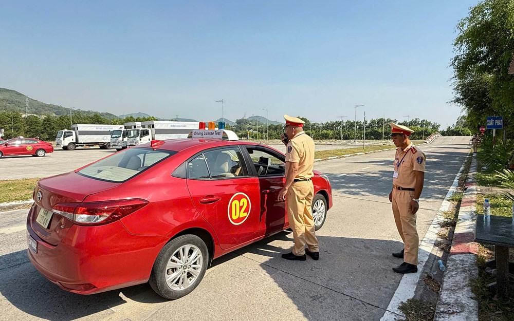 Bộ Công an chính thức có đề xuất liên quan hơn 700.000 người chưa được sát hạch giấy phép lái xe - ảnh 2