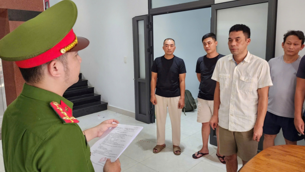 Bắt tạm giam ‘trùm’ cá độ Phạm Công Lộc - ảnh 2