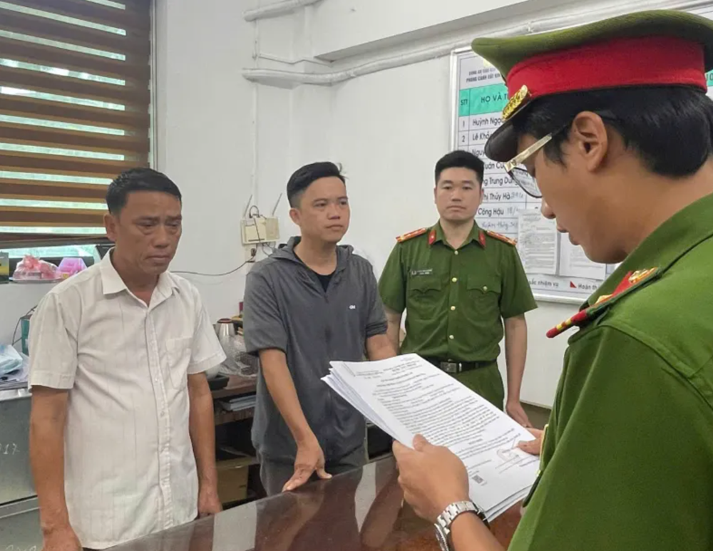 Bắt một giám đốc cùng kế toán viên - ảnh 1