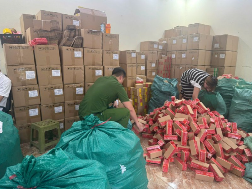 Tài sản của Hải Sen trước khi bị khởi tố: Kênh YouTube ước tính thu về hơn 5 tỷ/tháng, góp vốn thành lập công ty, trong 3 năm đã tậu loạt siêu xe - ảnh 4