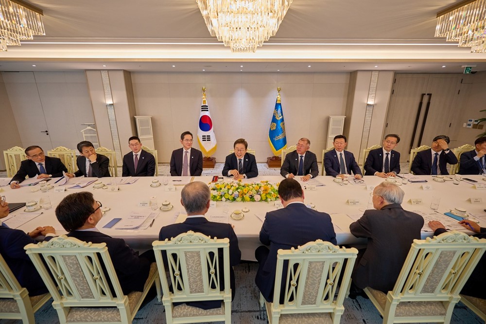 Lấy lòng Mỹ, siêu cường châu Á nỗ lực loại Trung Quốc ra khỏi chuỗi cung ứng - ảnh 1