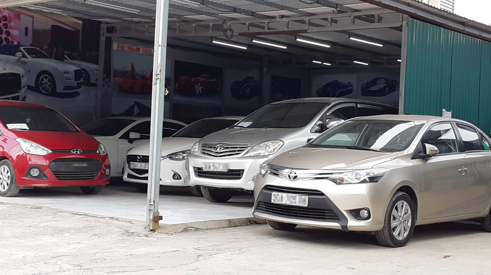 Khám xét, tịch thu 40 siêu xe, hơn 1,2 tỷ tiền mặt cùng nhiều bất động sản của một giám đốc trốn thuế - ảnh 2