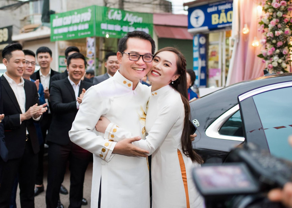 NSND đỗ 4 trường đại học cùng lúc, nay là Giám đốc Nhà hát, cưới vợ đẹp kém 19 tuổi - ảnh 4