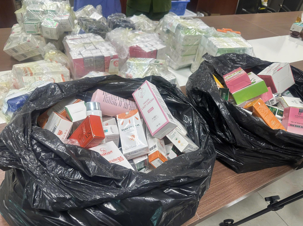 Khởi tố, bắt giám đốc công ty sản xuất kem chống nắng nổi tiếng - ảnh 5