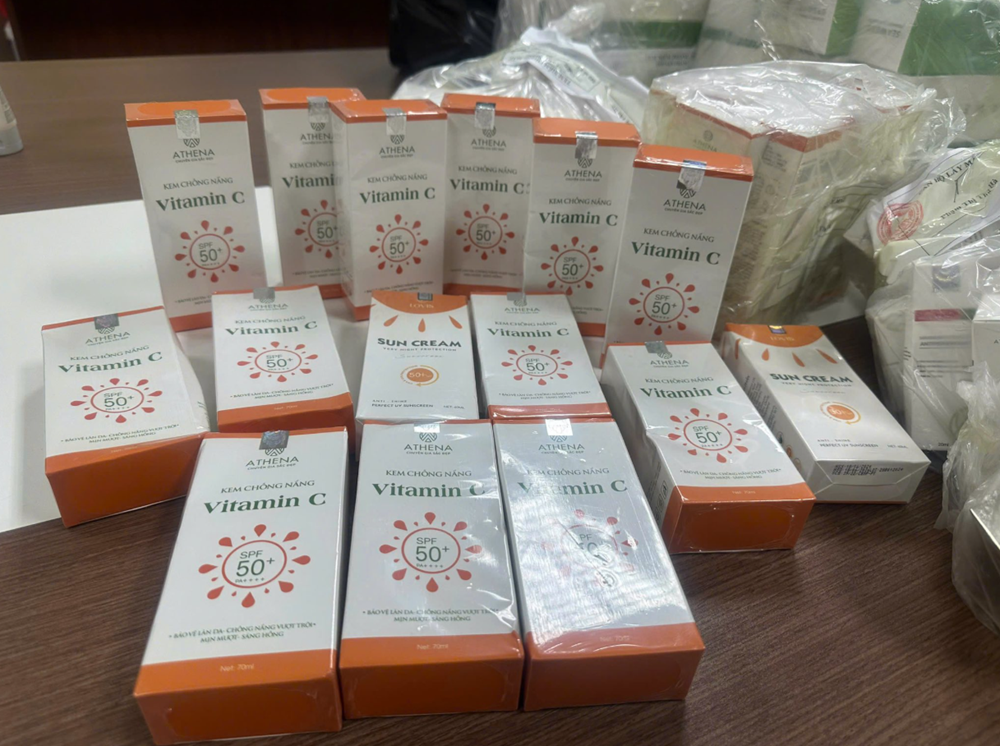 Khởi tố, bắt giám đốc công ty sản xuất kem chống nắng nổi tiếng - ảnh 4