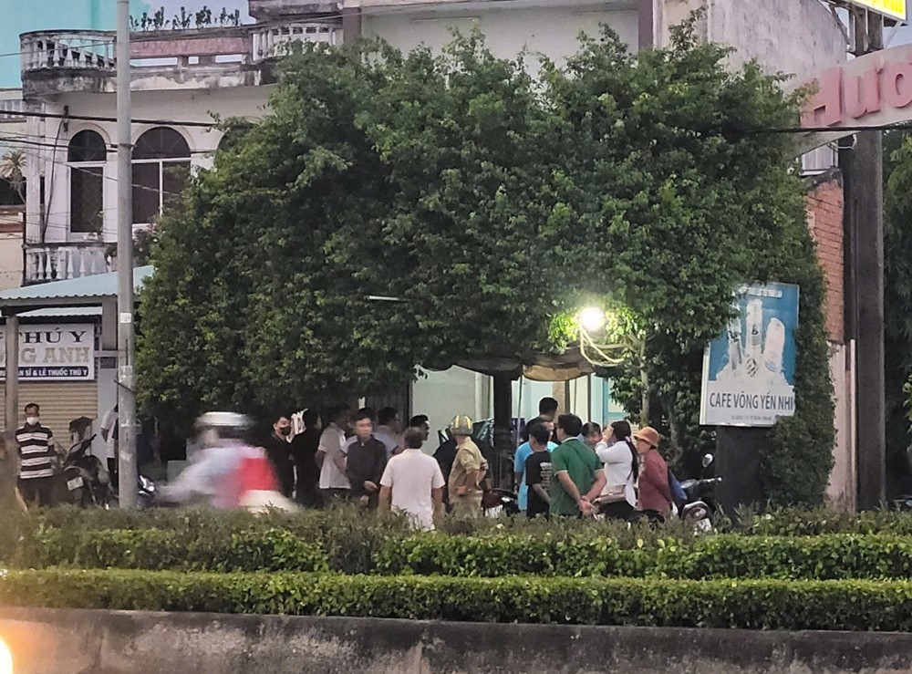 Bắt khẩn cấp Trần Văn Quý 22 tuổi - ảnh 2