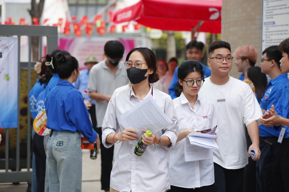 Thông tin vô cùng quan trọng cho hơn 1 triệu thí sinh vừa thi tốt nghiệp THPT 2025 - ảnh 3