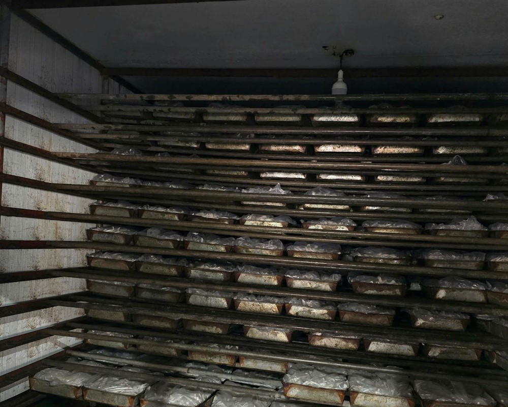 Đột kích kho đông lạnh ở Thanh Hóa, tịch thu hơn 13 tấn chân gà ngâm hóa chất tẩy trắng - ảnh 2