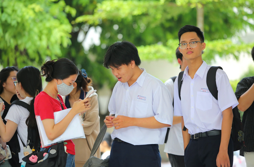 Link tra cứu điểm thi tốt nghiệp THPT 2025 nhanh chóng, chính xác nhất - ảnh 2