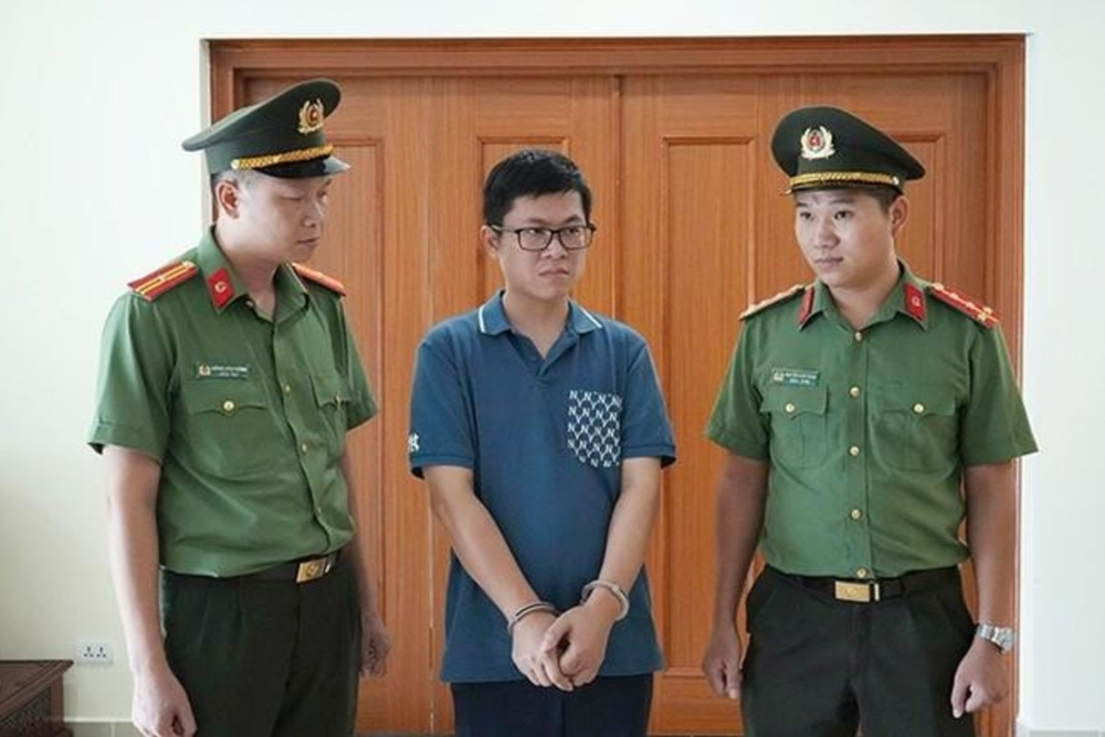 Khởi tố, bắt tạm giam hai đối tượng điều hành gần 400 website, phát tán hơn 22.000 video khiêu dâm - ảnh 2