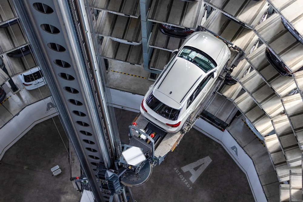 Cuộc đua xuống đáy khiến CEO Volkswagen cảnh báo: Thị trường ô tô Trung Quốc đã 'phát điên'! - ảnh 2