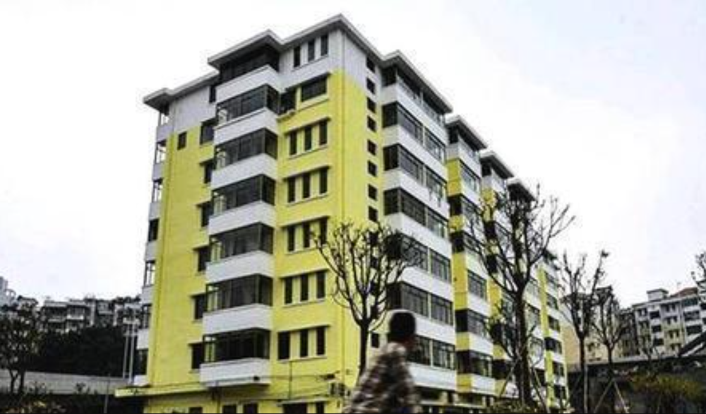 Ngôi nhà 'lọt thỏm' giữa vòng xoay cao tốc vì chủ nhà không chịu di dời, ngốn thêm 364 tỷ đồng của chủ đầu tư - ảnh 2