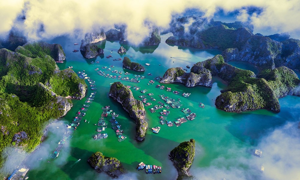 Hòn đảo nối đất liền bằng cầu vượt biển dài nhất Việt Nam, có ‘con đường nổi giữa biển’ đẹp như tranh vẽ - ảnh 1