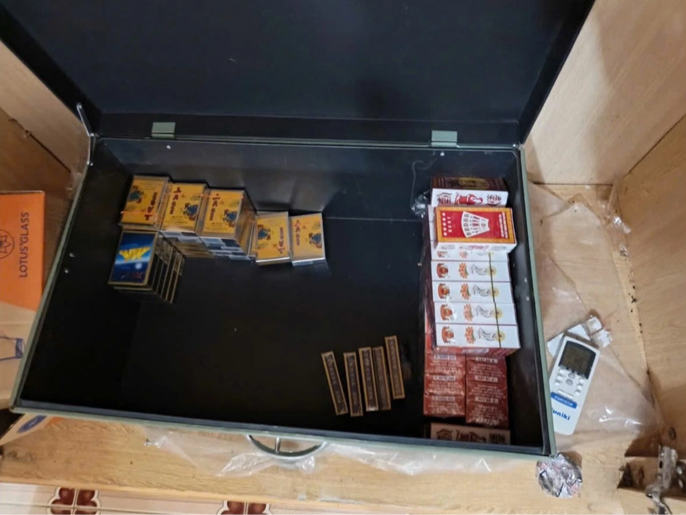 Bắt quả tang 10 người đánh bạc - ảnh 2