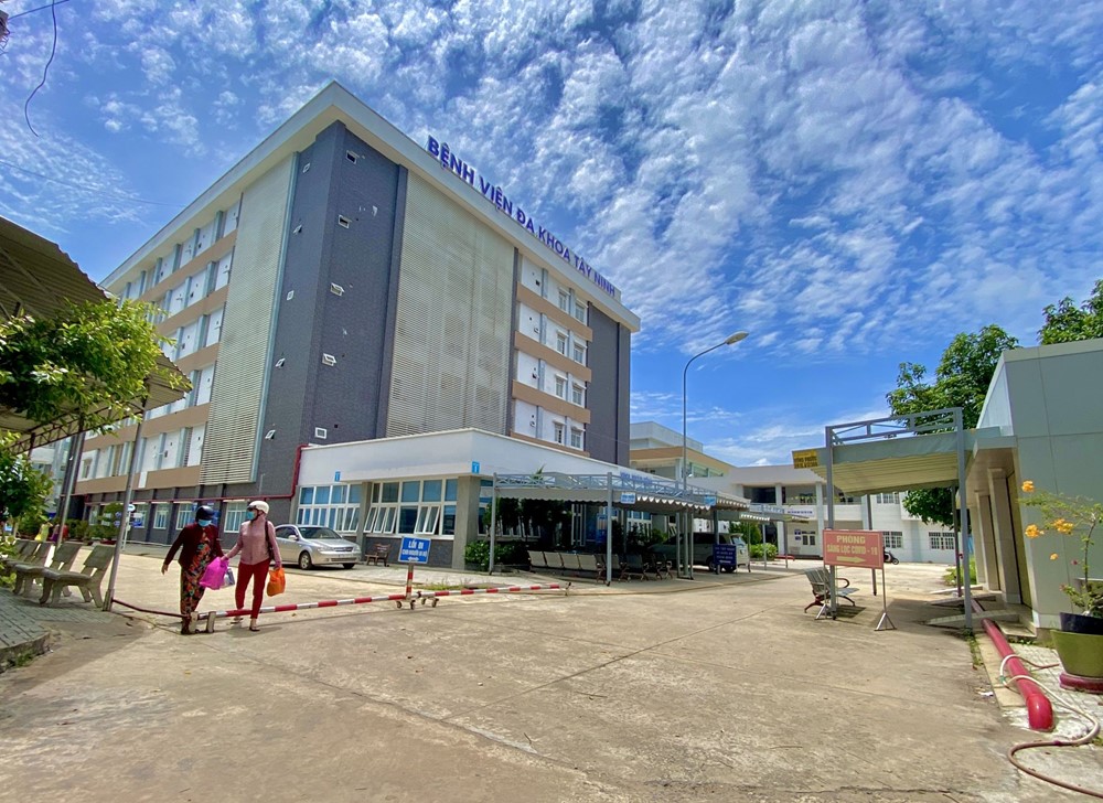 Bộ Y tế vào cuộc, có chỉ đạo khẩn liên quan đến vụ bé trai 13 tháng tuổi tử vong - ảnh 1