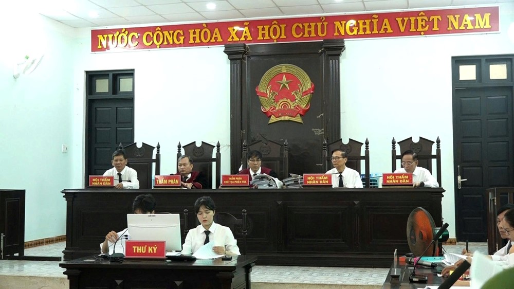 Tuyên phạt tử hình Nguyễn Duy Quang sinh năm 2004 - ảnh 2