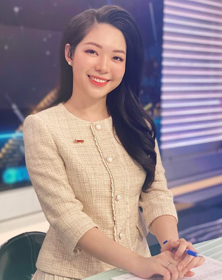 Nữ MC nổi tiếng bất ngờ thông báo nghỉ công việc truyền hình - ảnh 5