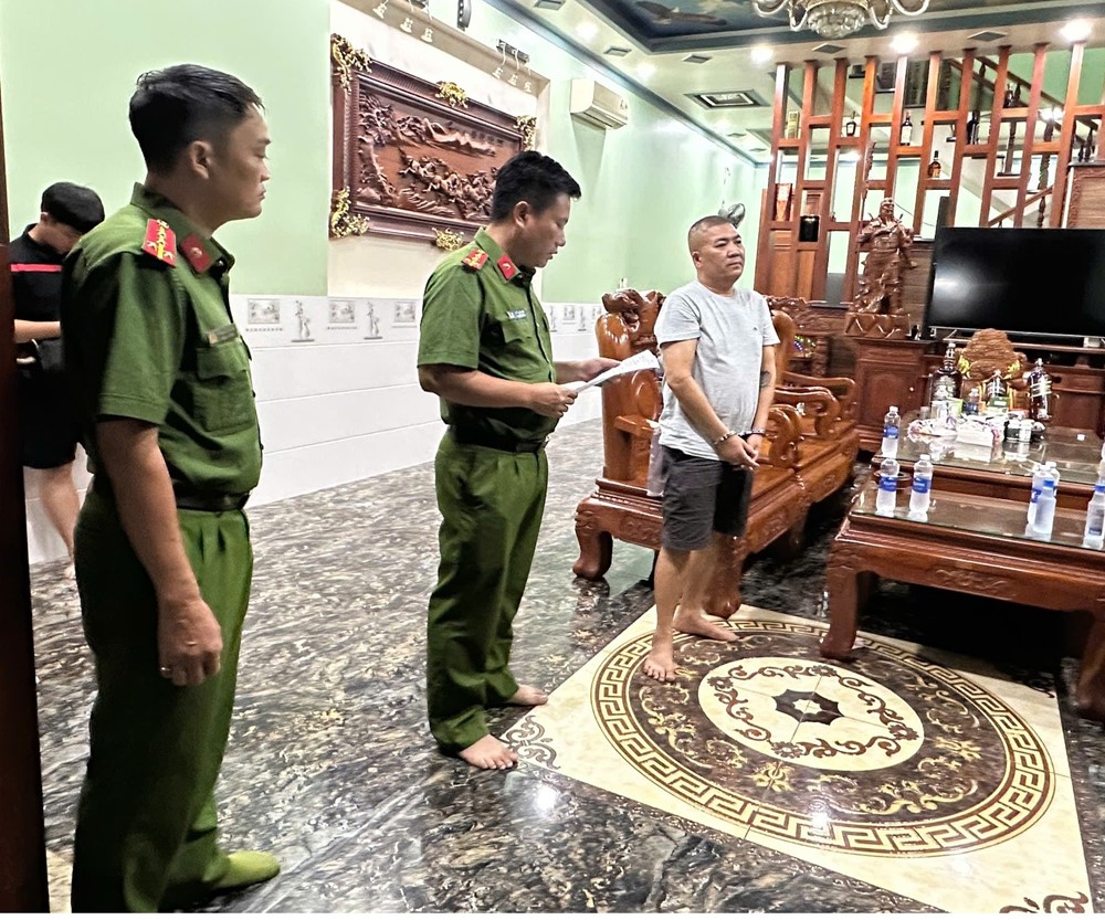 Bắt khẩn cấp Trần Văn Chuyển - ảnh 1