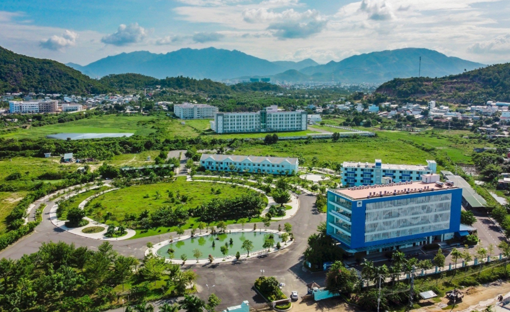 Dịp Quốc khánh 2/9, loạt trường đại học gửi quà 100.000 đồng tới sinh viên - ảnh 1