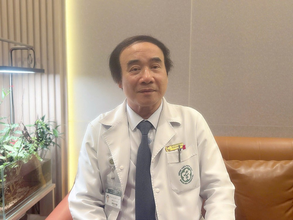 Bác sĩ viện Bạch Mai mách cách xử trí tình huống khẩn liên quan đến sức khỏe khi xem diễu binh, diễu hành ngày Quốc khánh 2/9 - ảnh 1