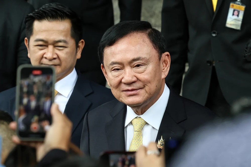Ông Thaksin bay sang Dubai để ‘khám sức khỏe’ ngay trước phiên tòa xét xử, khẳng định sẽ sớm quay về - ảnh 1