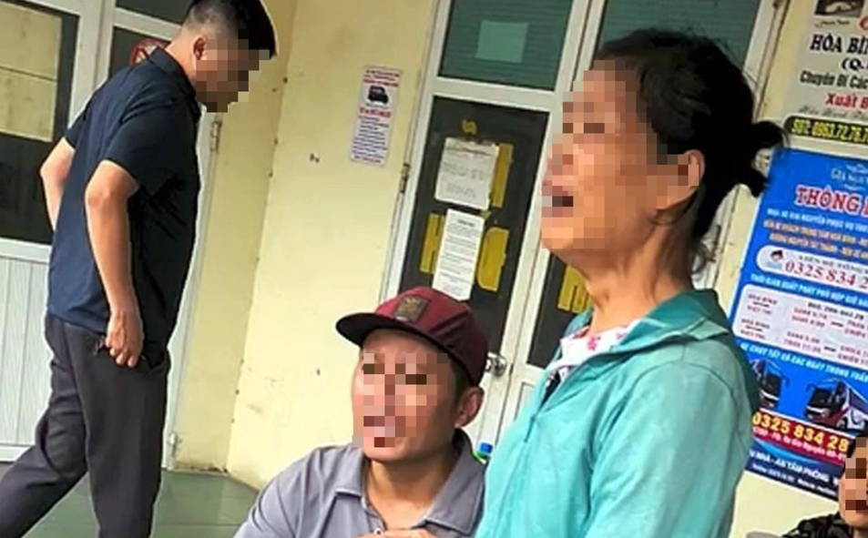 Bắt khẩn cấp tài xế ‘chặt chém’ 2,5 triệu đồng/cuốc taxi - ảnh 2