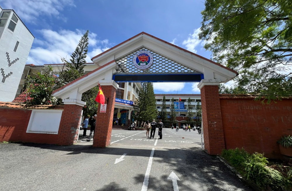 Chính thức đình chỉ công tác Hiệu trưởng Nguyễn Thái Quỳnh Nga - ảnh 2