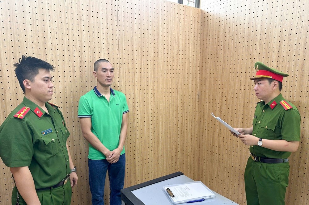 Khởi tố cán bộ ngân hàng sinh năm 1991 - ảnh 1