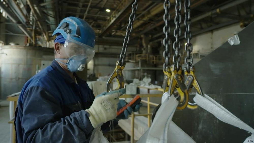 Trung Quốc siết đất hiếm thêm 1 nấc, cả thế giới 'ngấm đòn' - ảnh 3