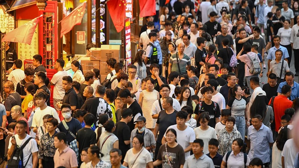 Cú sốc giá rẻ 'dội gáo nước lạnh' vào Tuần lễ Vàng của Trung Quốc - ảnh 1