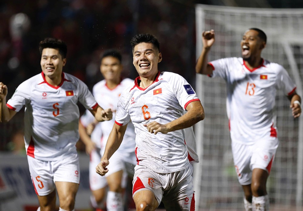 Tuyển Việt Nam nhận tin cực vui từ FIFA - ảnh 1