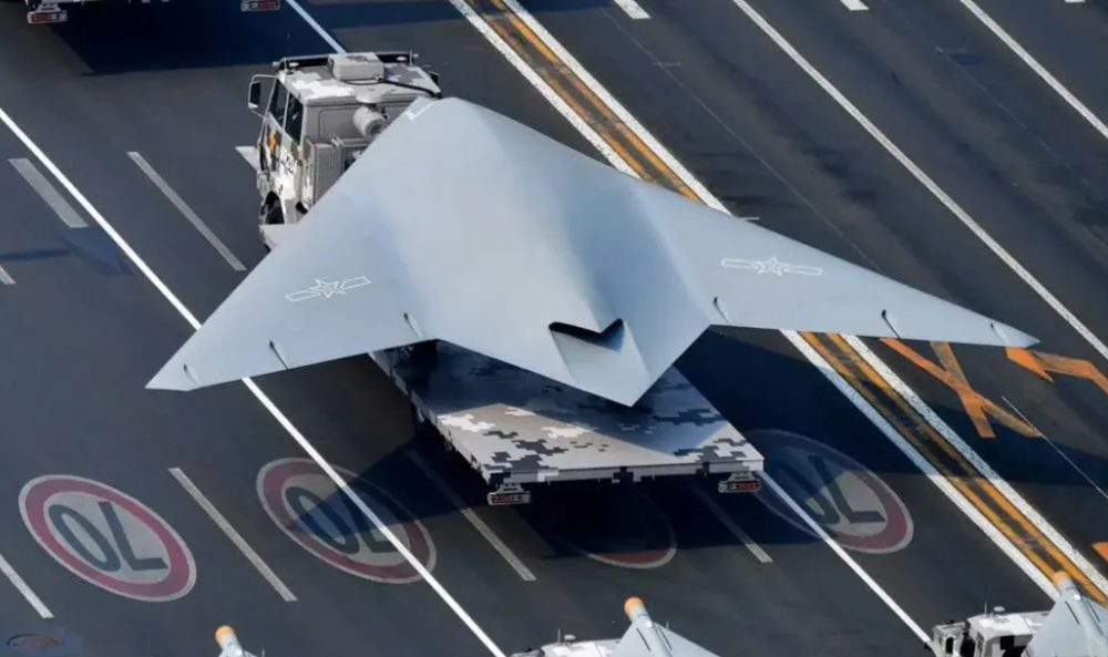 Trung Quốc hé lộ bước nhảy vọt của đội tiêm kích không người lái, mở ra kỷ nguyên 'phi công ảo' - ảnh 1