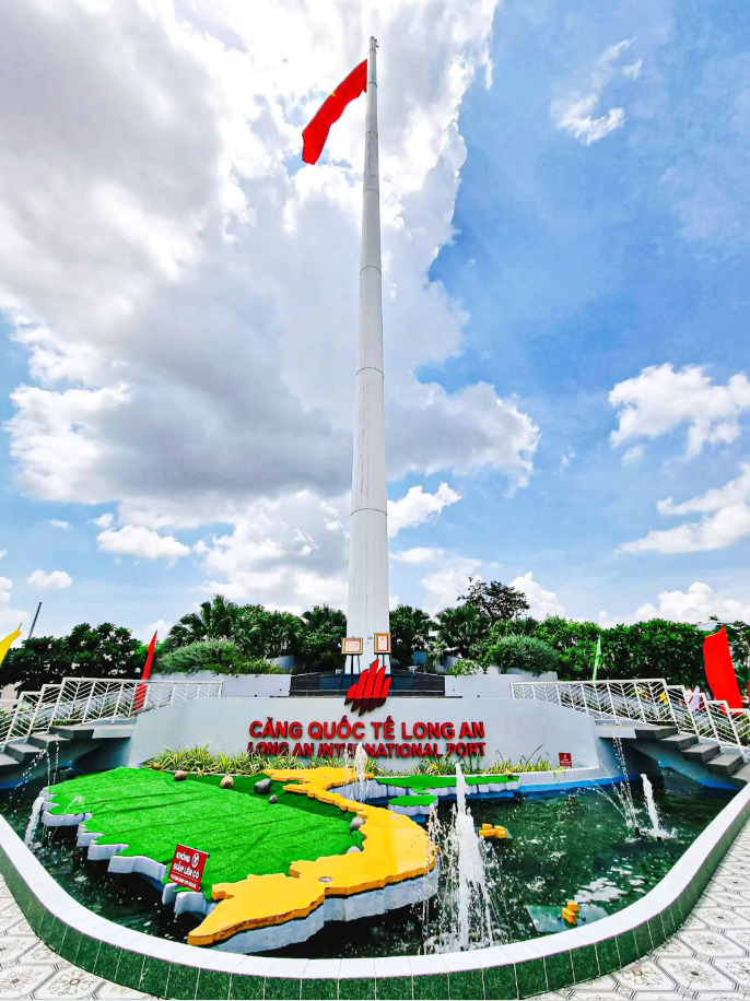 Không phải Lũng Cú, đây mới chính là cột cờ cao nhất Việt Nam - ảnh 1