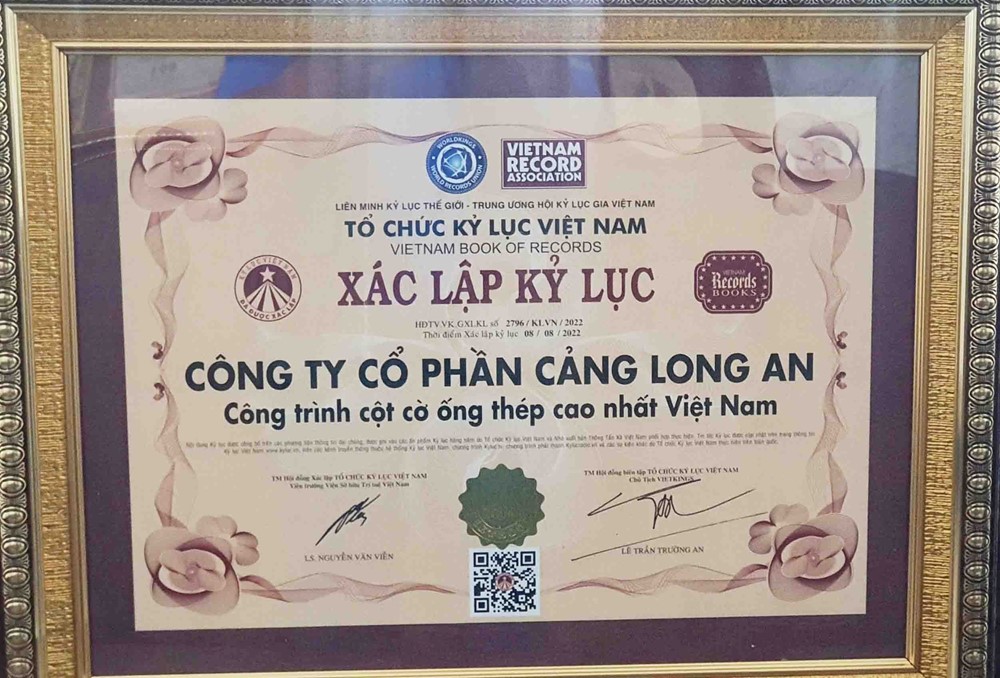Không phải Lũng Cú, đây mới chính là cột cờ cao nhất Việt Nam - ảnh 2