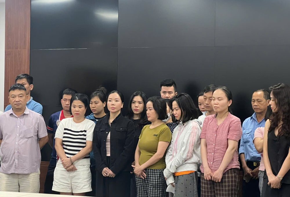 Khởi tố 54 người, tịch thu 2 ô tô, 8 sổ đỏ và 6 sổ tiết kiệm trong vụ án Viện Pháp y tâm thần Trung ương - ảnh 3