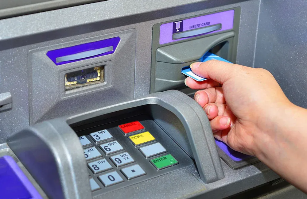 Lộ mật khẩu vì sơ ý, công nhân bị đồng nghiệp âm thầm rút tiền mà không hay biết - ảnh 1