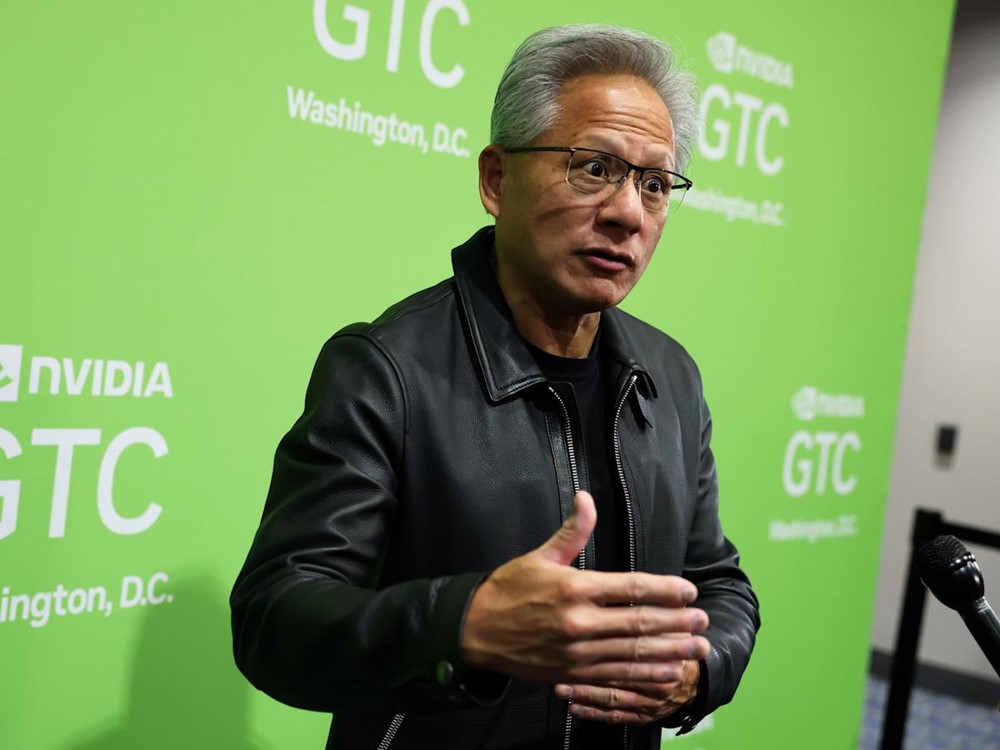CEO Jensen Huang chỉ trích quản lý Nvidia vì khuyên nhân viên ‘dùng AI ít đi’  - ảnh 1