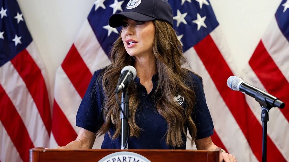 Hơn 30 quốc gia bị cấm nhập cảnh vào Mỹ, chuyện gì đây?  - ảnh 1