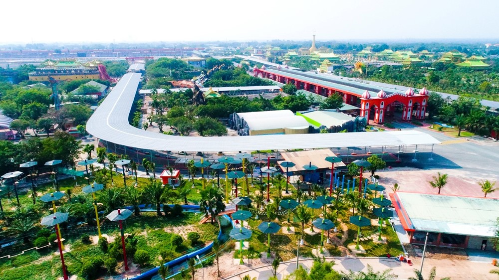 Đúng ngày 1/1/2026, KDL Đại Nam miễn phí vé vào cổng cho toàn bộ khách tham quan - ảnh 2