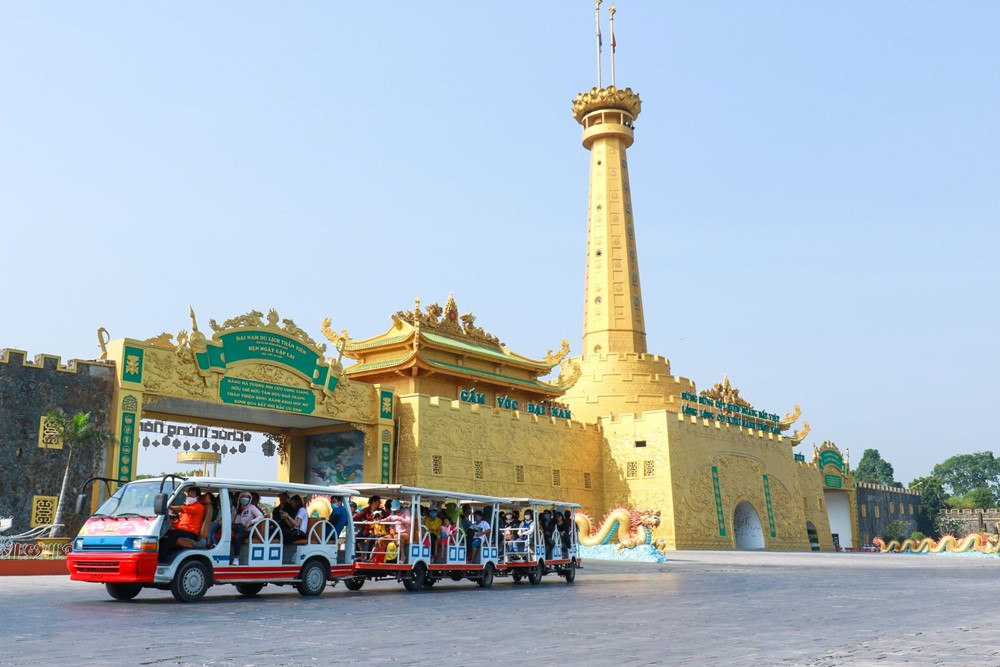 Đúng ngày 1/1/2026, KDL Đại Nam miễn phí vé vào cổng cho toàn bộ khách tham quan - ảnh 3