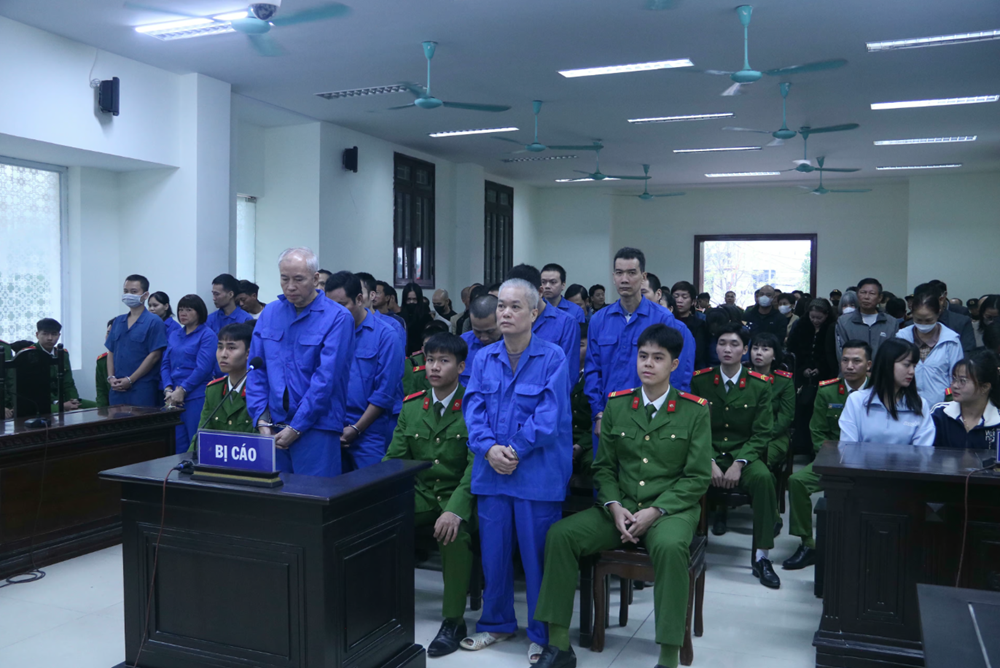 Tuyên án 'Tuấn chợ Gốc' cùng 109 bị cáo trong đường dây đánh bạc gần 200 tỷ đồng - ảnh 2