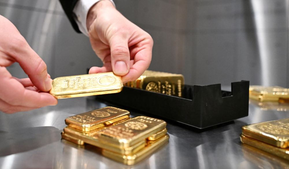 Tịch thu 9,46kg vàng của 1 tiếp viên hàng không ngay tại sân bay - ảnh 1