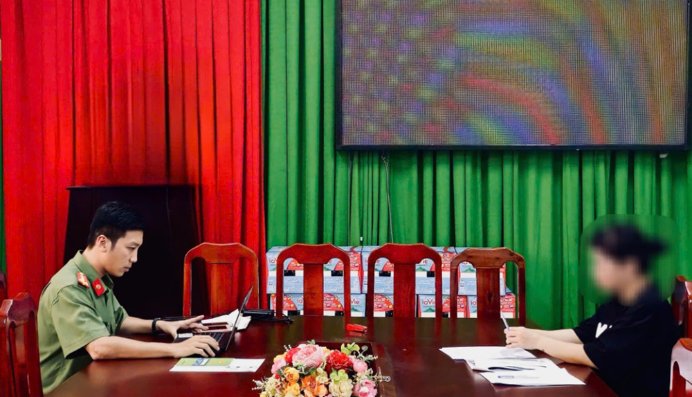 Triệu tập, xử lý 2 TikToker chia sẻ thông tin 'bắt MC Quyền Linh' - ảnh 2