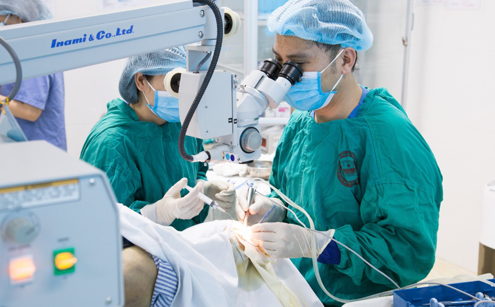 Năm 2026, mức lương, phụ cấp của nhân viên y tế thay đổi ra sao? - ảnh 2