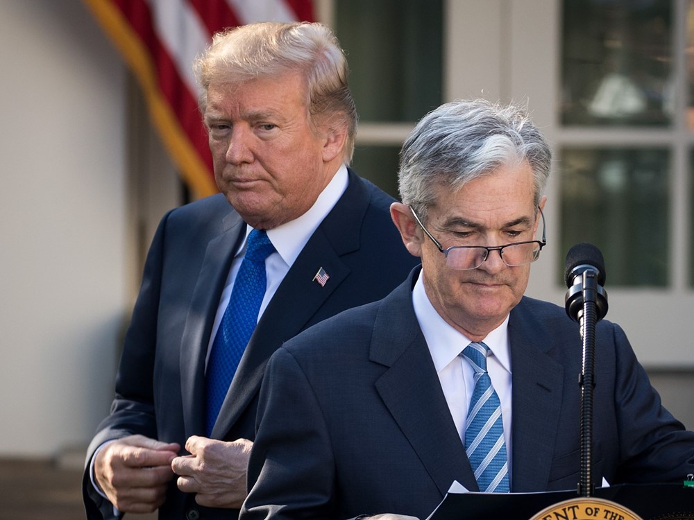 Ông Trump bất ngờ khẳng định không có kế hoạch sa thải Chủ tịch Fed Jerome Powell  - ảnh 1