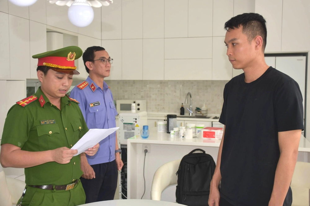 Đề nghị ai biết tung tích Bùi Thị Kim Na, khẩn trương thông báo cho cơ quan công an  - ảnh 2