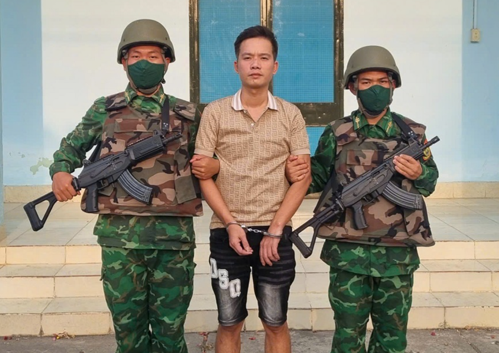 Bắt Nguyễn Chí Hòa SN 1990 vừa nhập cảnh từ Campuchia về Việt Nam - ảnh 1