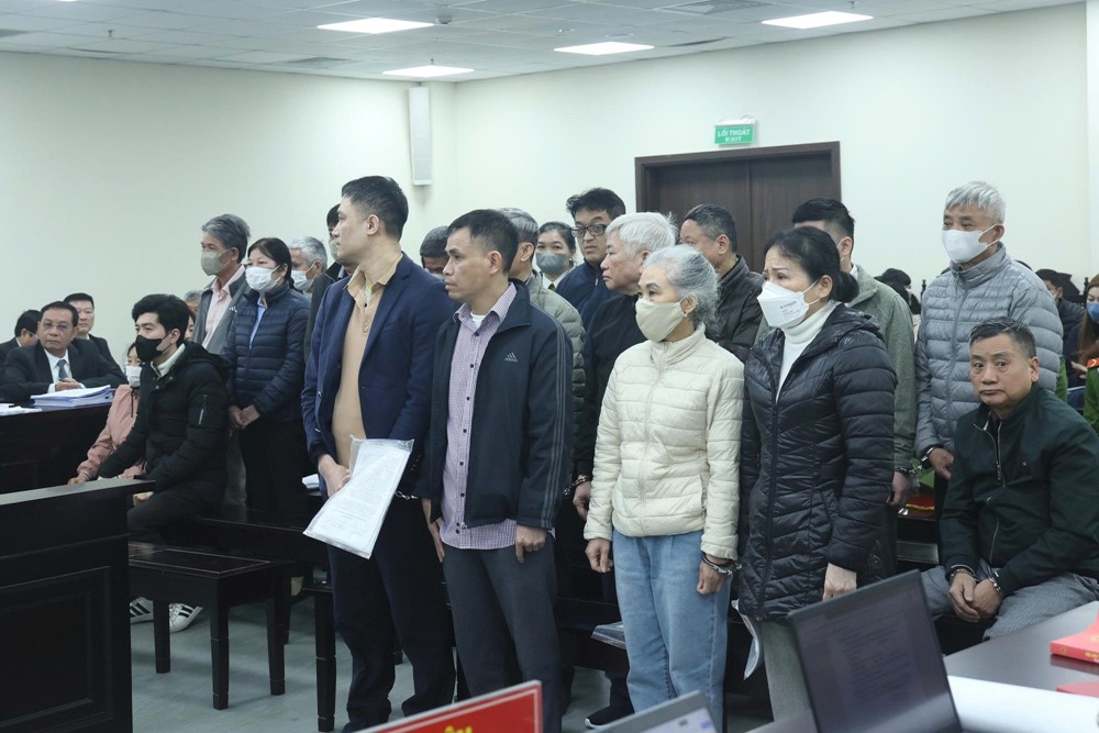 Xét xử loạt cựu lãnh đạo bệnh viện vì nhận hối lộ - ảnh 1