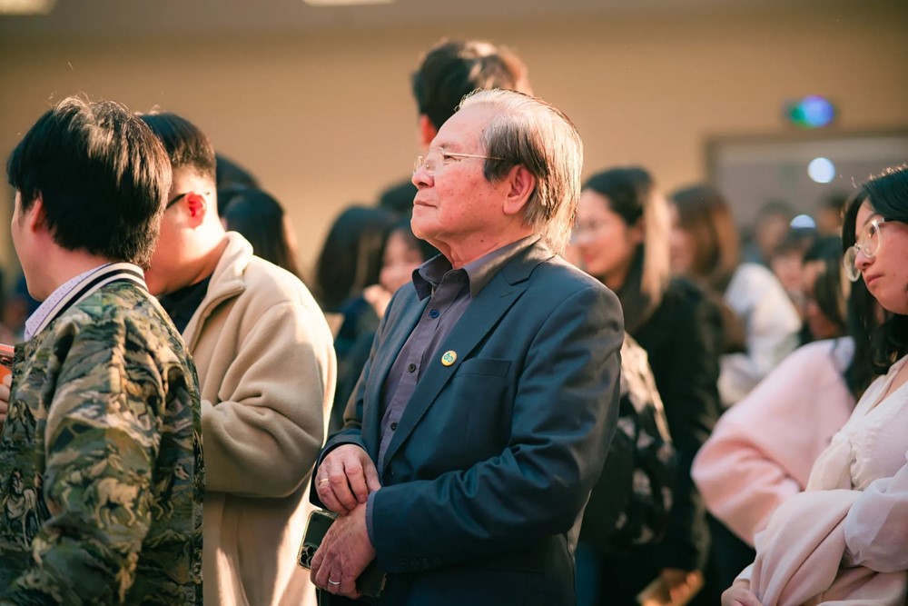 Từ di sản truyền thống đến sân khấu: Đông Hồ và tiếng nói của thế hệ trẻ - ảnh 10